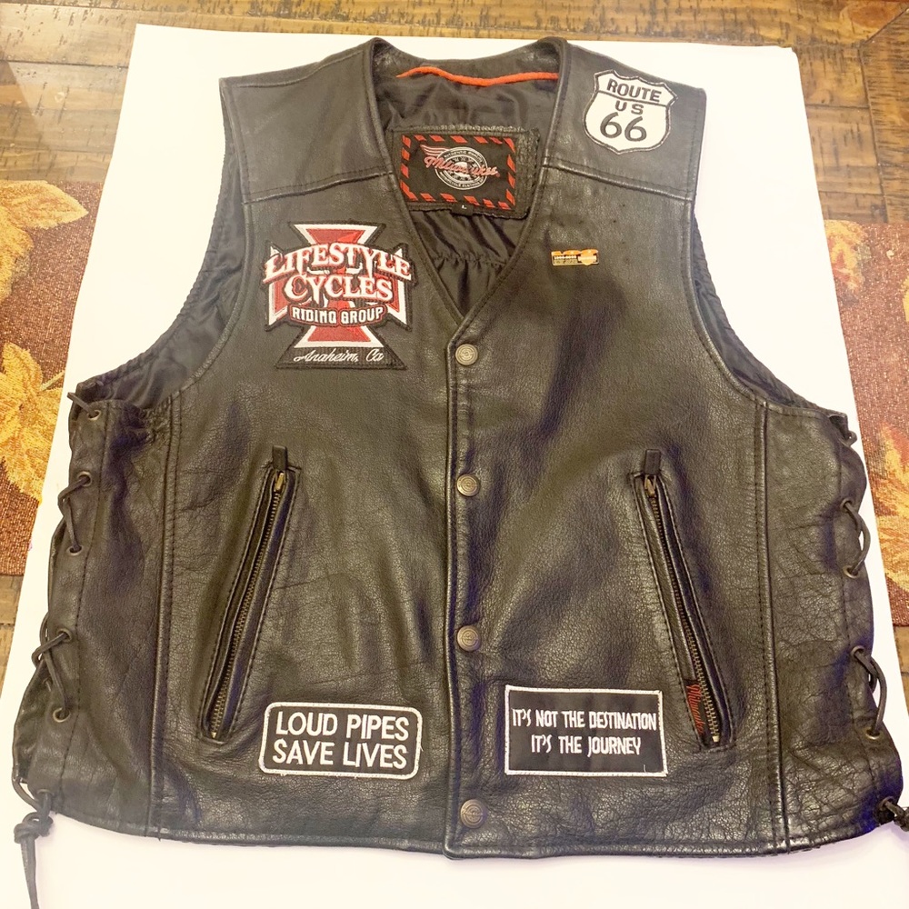 Milwaukee Motorcycle Clothing leather vest!!